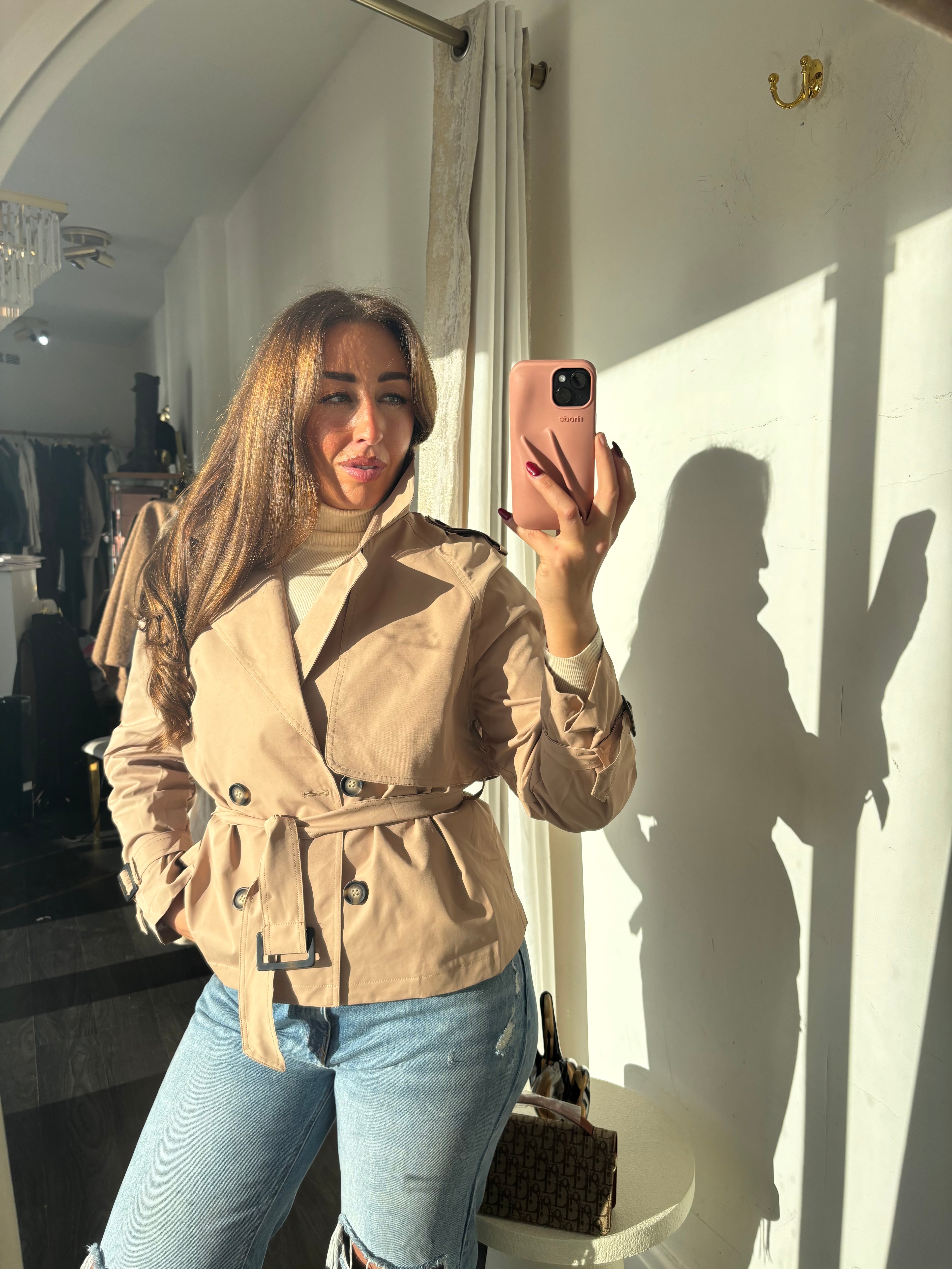 LONDON CROPPED TRENCH